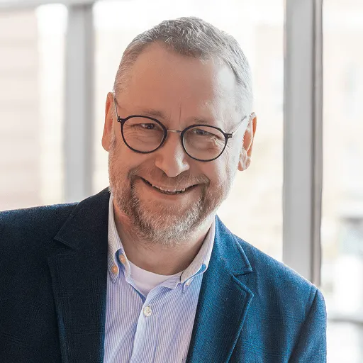 Edgar Wetzel from KISTERS in a portrait photo